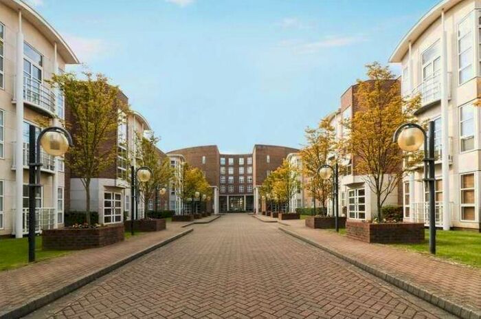 1 Bedroom Flat To Rent In King Henrys Reach, Manbre Road, London, W6