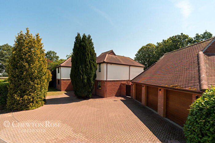 5 Bedroom Detached House For Sale In Garthwood Close, West Bergholt. Colchester, CO6