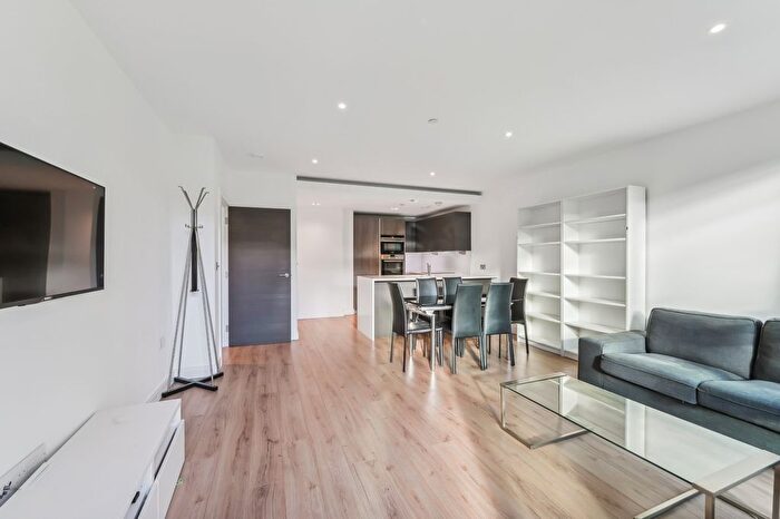 2 Bedroom Flat To Rent In Lancaster House, Sovereign Court, Beadon Road, W6