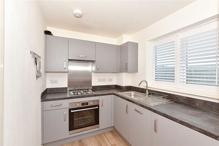 3 Bedroom Semi-detached House For Sale In Lynx Street, Margate, Kent, CT9