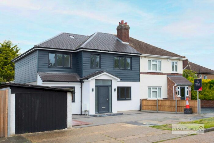 5 Bedroom Semi-Detached House To Rent In Walton Road, Collier Row, Essex, RM5