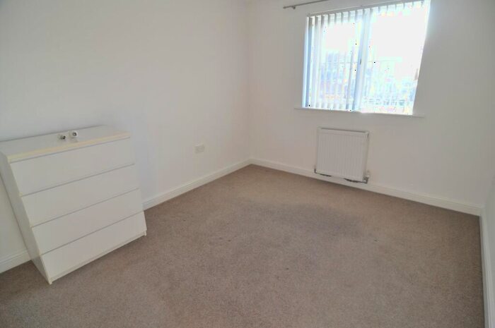 2 Bedroom Apartment To Rent In The Views, Staincross, S75
