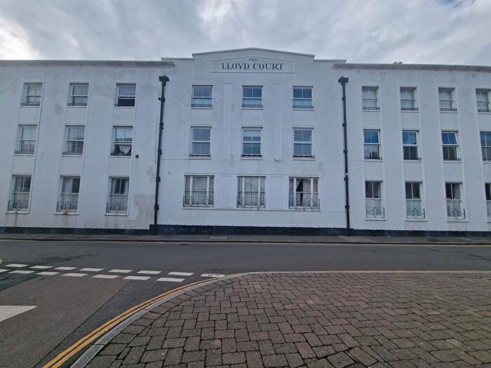 1 Bedroom Flat To Rent In High Street, Deal, CT14