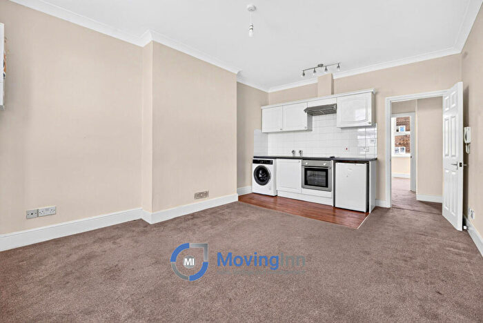 2 Bedroom Flat To Rent In Dalton Street, West Norwood, SE27