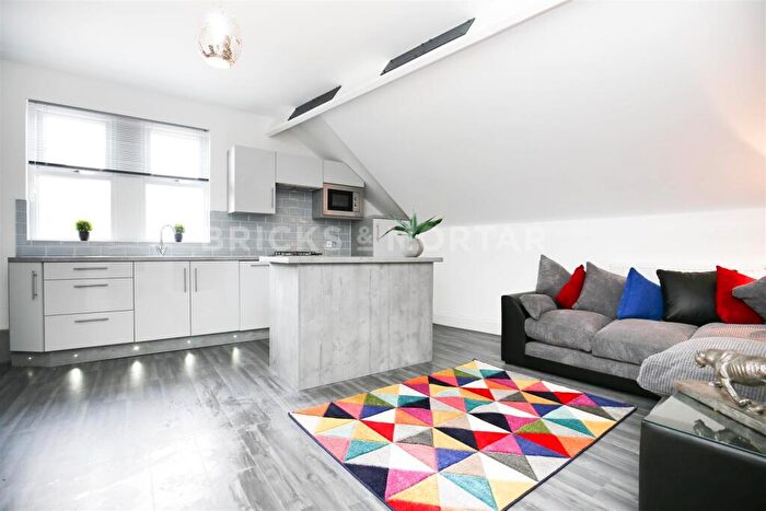 2 Bedroom Apartment To Rent In Simonside Terrace, Heaton, NE6