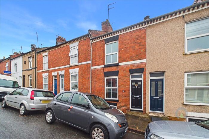 3 Bedroom Terraced House To Rent In Brook Street, Northampton, Northamptonshire, NN1