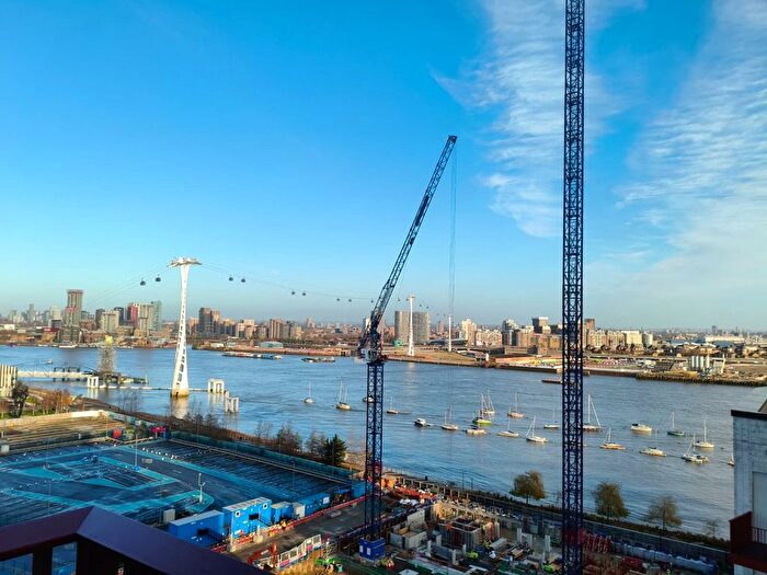 1 Bedroom Flat To Rent In Northam Tower, Peninsula Gardens, London, SE10