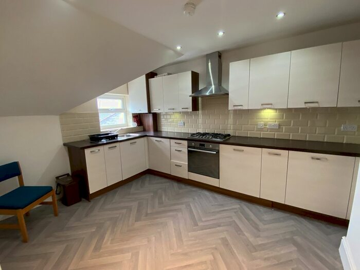 1 Bedroom Flat To Rent In Albany Road, Roath, Cardiff, CF24