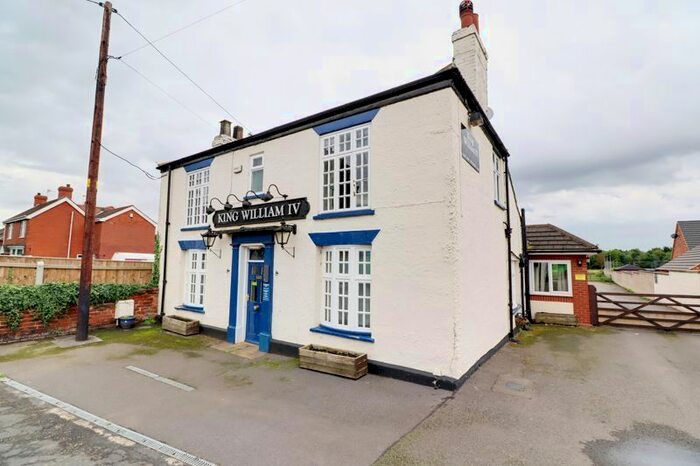 3 Bedroom Detached House For Sale In Scawby Road, Scawby Brook, Brigg, DN20