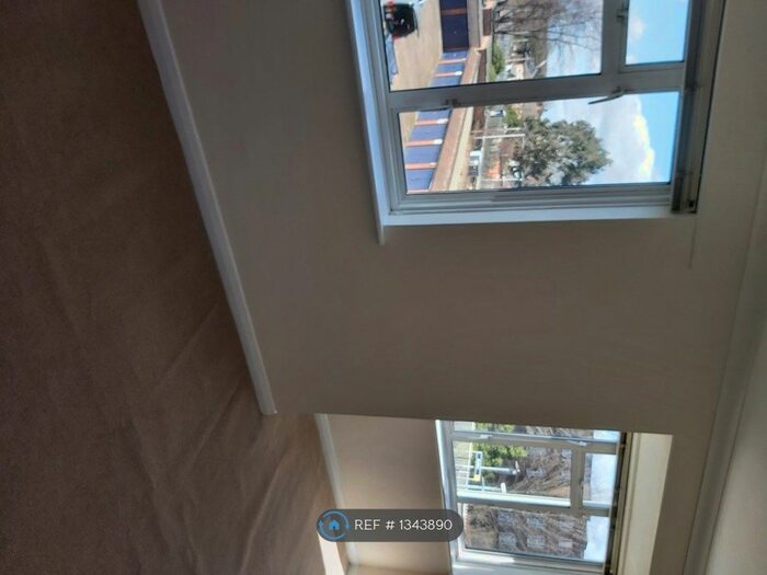 Studio To Rent In St. Leonards Road, London, SW14