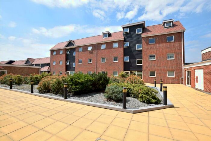 1 Bedroom Apartment To Rent In Nayland Court, Market Place, Romford, RM1