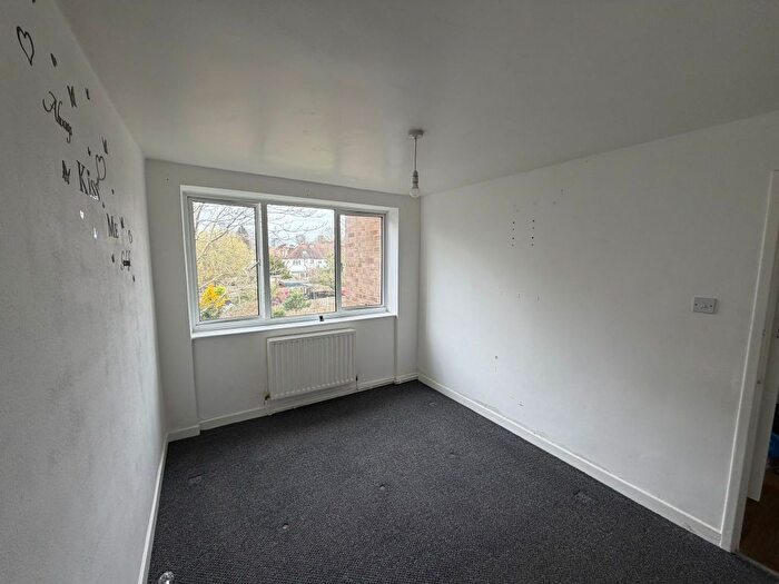 2 Bedroom Flat To Rent In Epsom Road, Croydon, Greater London, CR0