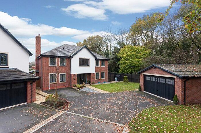 5 Bedroom Detached House For Sale In Kestrel Close, Congleton, CW12