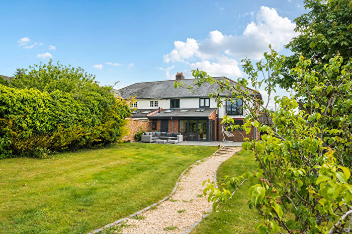 4 Bedroom House For Sale In Foundry Lane, Loosley Row, HP27