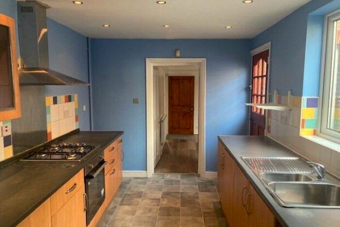 3 Bedroom Property To Rent In Ashton Road, Luton, LU1