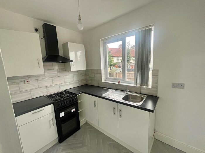 2 Bedroom Flat To Rent In Brookvale Road, Erdington, Birmingham, B23
