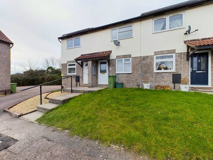 2 Bedroom Property To Rent In Camberwell Road, Springbank, Cheltenham, GL51