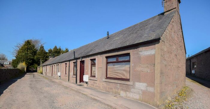 1 Bedroom Flat To Rent In Headingstone Place, Forfar, Angus, DD8