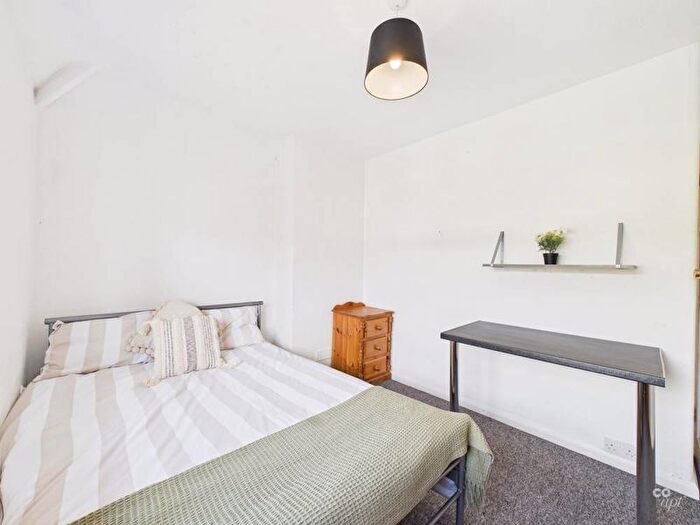 1 Bedroom Semi-Detached House To Rent In Southall Avenue, Brighton, BN2