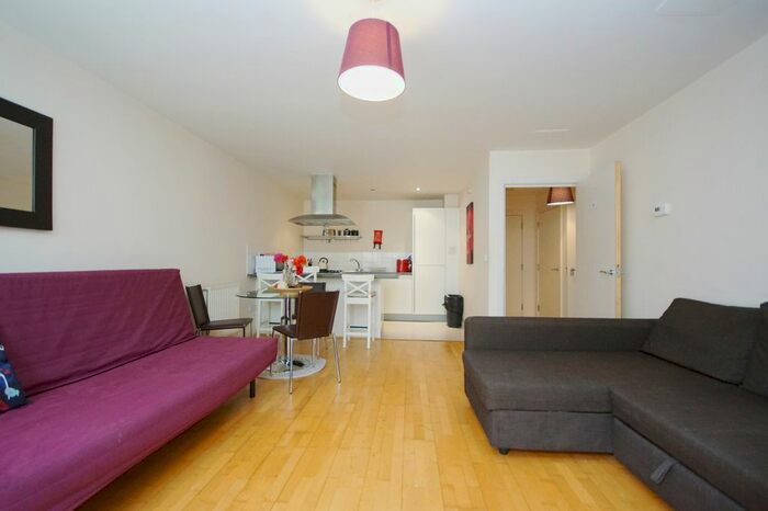 1 Bedroom Flat To Rent In Seward Street, Clerkenwell, London, EC1V