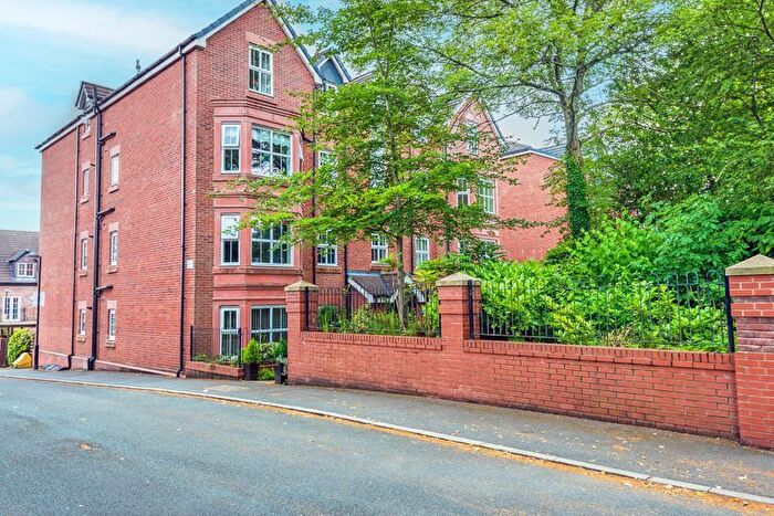 2 Bedroom Flat For Sale In Wigan Road, Standish, Wigan, WN1
