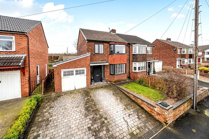 3 Bedroom Semi Detached House For Sale In Clarke Crescent, Normanton, West Yorkshire, WF6