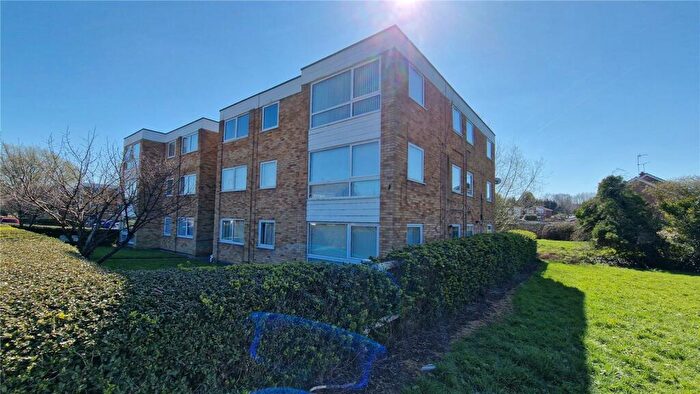2 Bedroom Apartment For Sale In Chiltern Houses, Eastern Green, Coventry, West Midlands, CV5