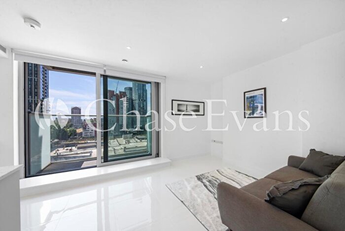 Flat For Sale In Pan Peninsula, Pan Peninsula Square, Canary Wharf, London, E14