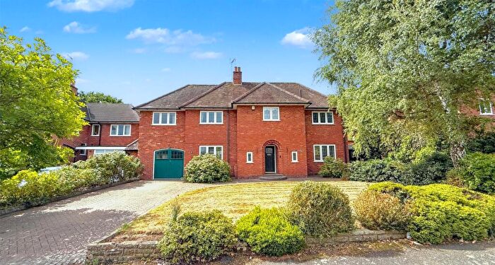 4 Bedroom Detached House For Sale In Middle Park Road, Selly Oak Bvt, Birmingham, B29