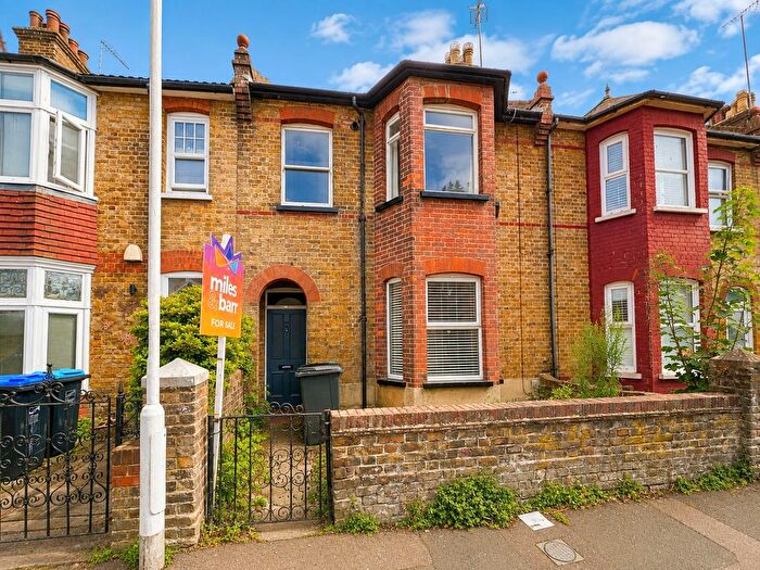2 Bedroom Flat To Rent In Westbury Road, Westgate-On-Sea, Kent, CT8