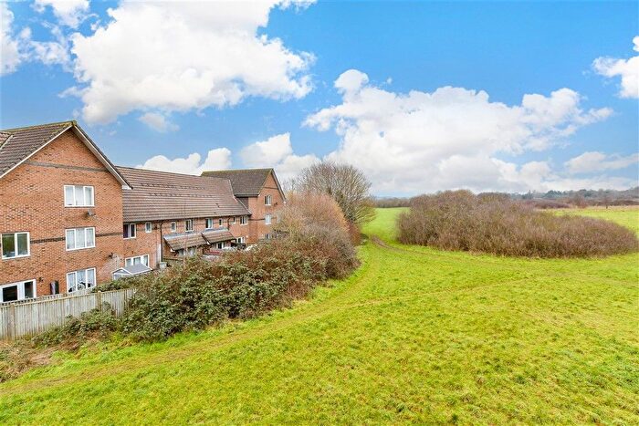 2 Bedroom Flat For Sale In Jean Batten Close, Wallington, Surrey, SM6