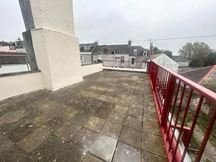 3 Bedroom Maisonette To Rent In Plym Street, Plymouth, PL4