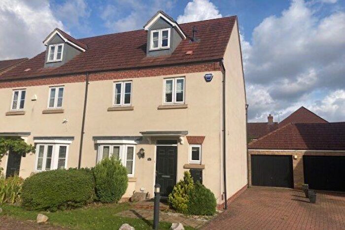 4 Bedroom Property To Rent In Heston Walk, Milton Keynes, MK4