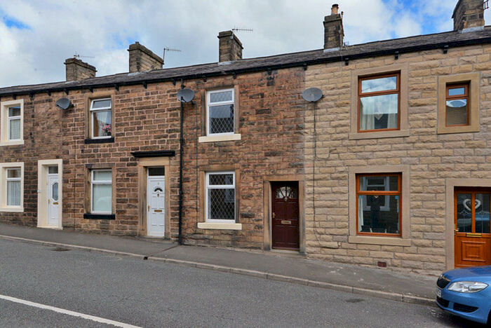 2 Bedroom Terraced House To Rent In Beech Street, Barnoldswick, BB18