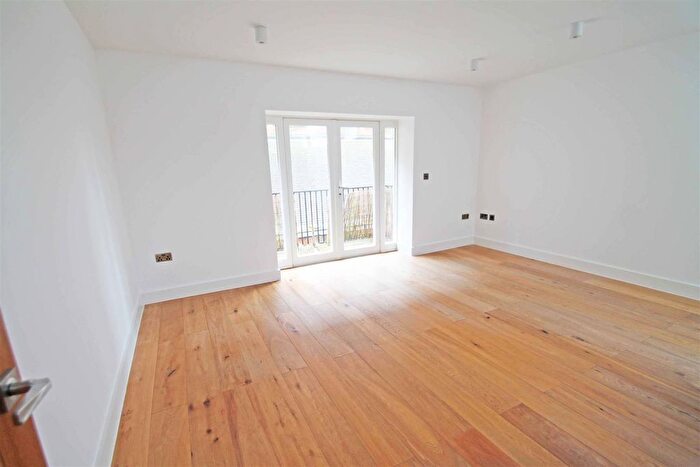 4 Bedroom Flat To Rent In Florence Road, Brighton, BN1
