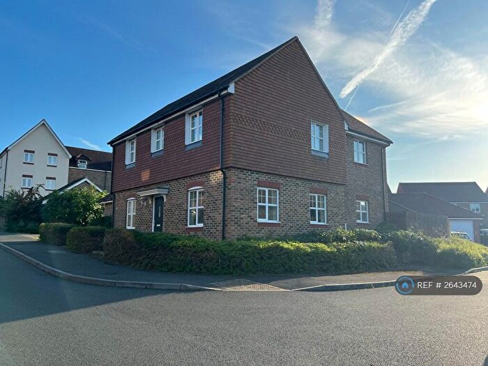 4 Bedroom Detached House To Rent In Grouse Meadows, Bracknell, RG12