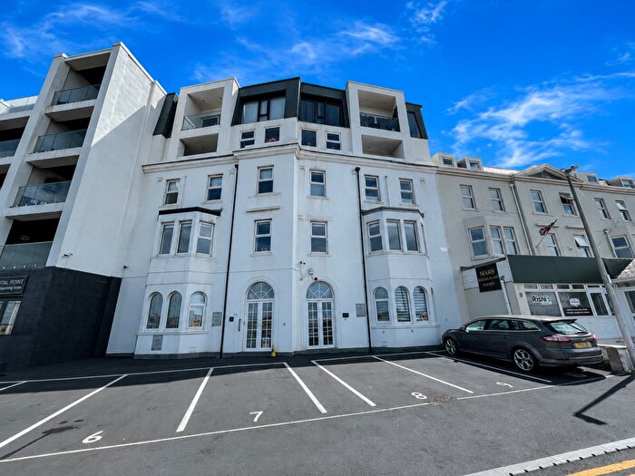 2 Bedroom Apartment For Sale In Coastal Point, - New South Promenade, South Shore, FY4