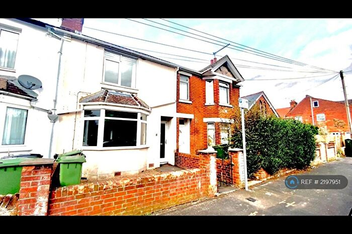 3 Bedroom Terraced House To Rent In Northlands Road, Eastleigh, SO50