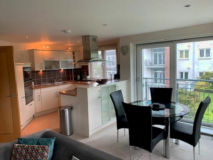 2 Bedroom Flat To Rent In Queens Highlands, Aberdeen, AB15