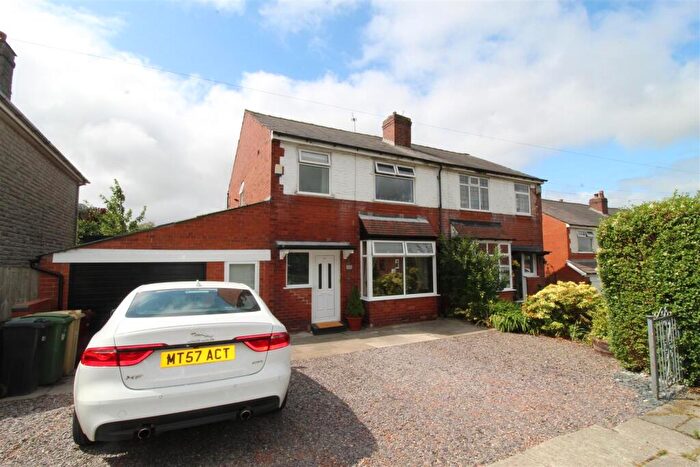 3 Bedroom Semi Detached House For Sale In Ardley Road, Horwich, Bolton, BL6