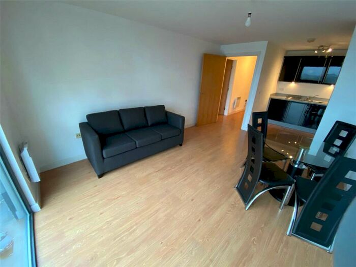 2 Bedroom Apartment To Rent In Zenith, Chapel Street, Salford, Manchester, M3