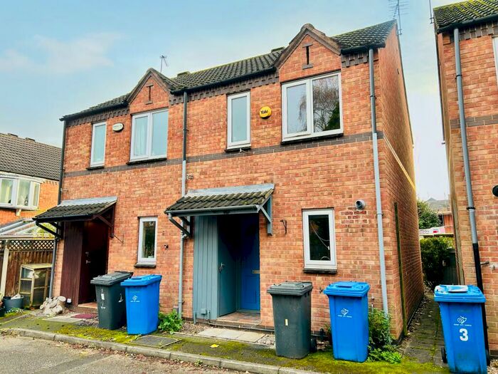 2 Bedroom Semi Detached House To Rent In Buckland Close, Derby, DE1