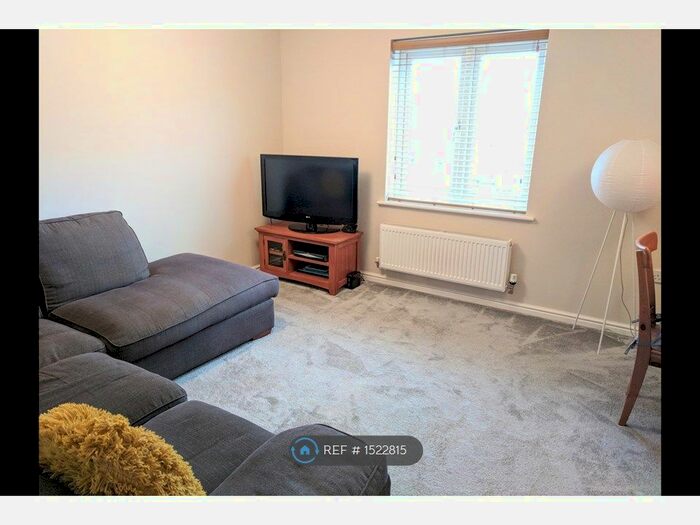 2 Bedroom Flat To Rent In Coopers Edge, Gloucester, GL3