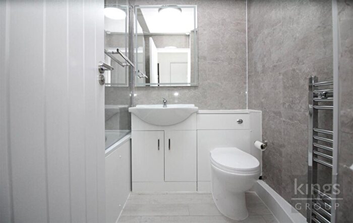 2 Bedroom Flat To Rent In Nicholls Field, Harlow, CM18