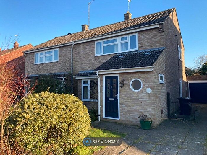 3 Bedroom Semi-Detached House To Rent In Greystoke Road, Cambridge, CB1