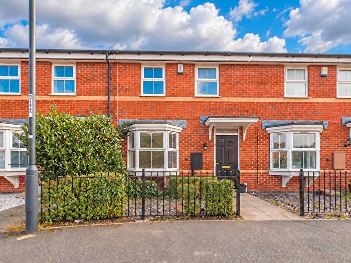 3 Bedroom Town House For Sale In Damson Grove, Alvaston, Derby, DE24