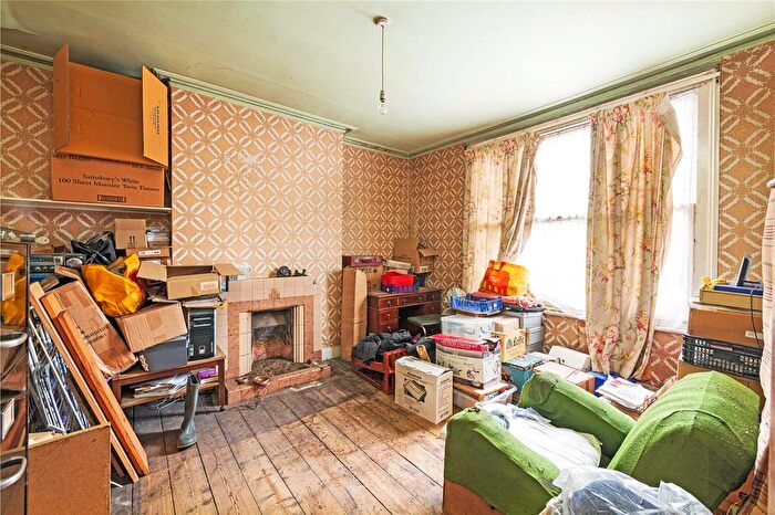 5 Bedroom Semi-Detached House For Sale In Werter Road, Putney, London, SW15
