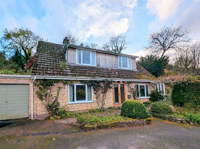 4 Bedroom Detached House For Sale In Wrigglebrook, Kingsthorne, Hereford, HR2