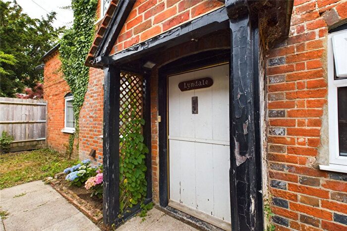 4 Bedroom Detached House For Sale In Mill Lane, Padworth, Reading, Berkshire, RG7