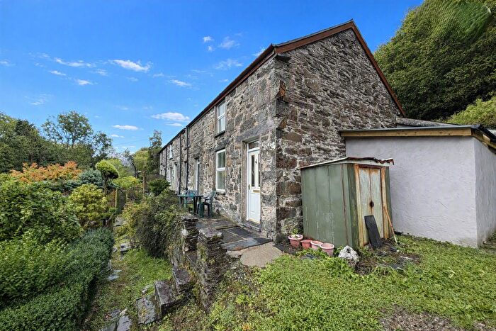 2 Bedroom House For Sale In Bryn Eglwys, Prenteg, Porthmadog, LL49